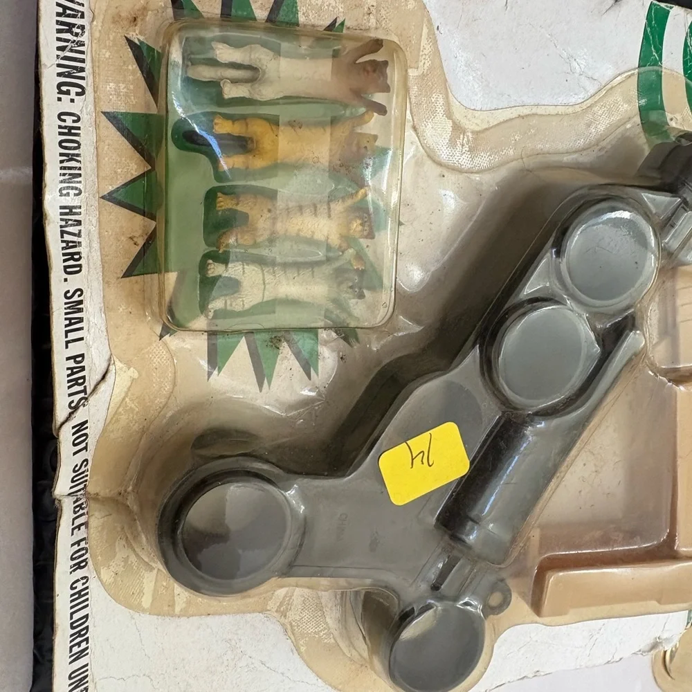 Cat-A-Pult Cat Toy - Gray and Tan